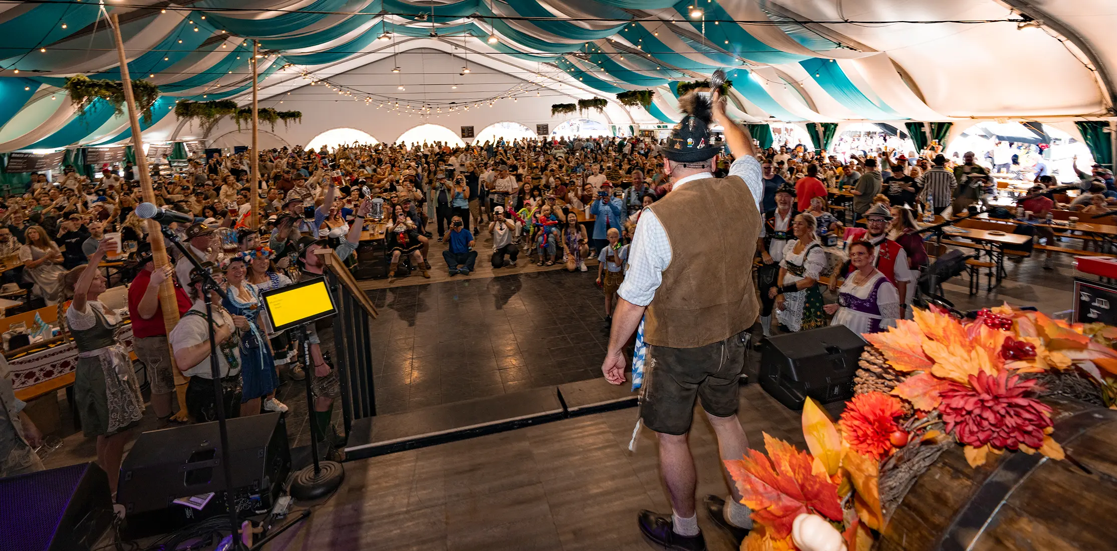 Oktoberfest Halle Tent at Snowbird, Bürgermeister leads the cheers